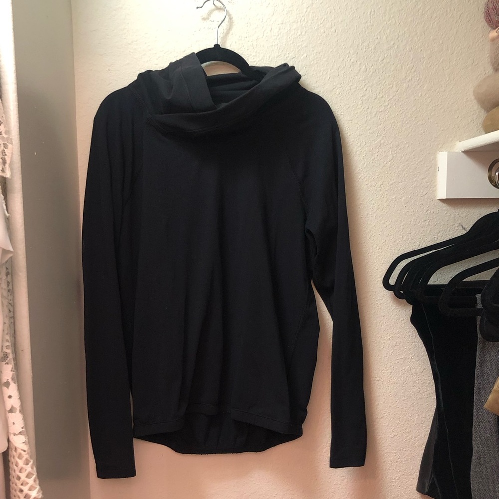Lululemon sweatshirt